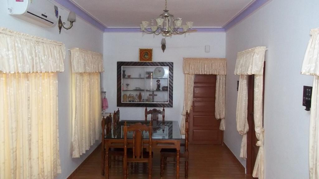 Aroma Home Stay Kochi Kültér fotó